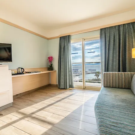 La Blanche & Ośrodek wypoczynkowy 5*