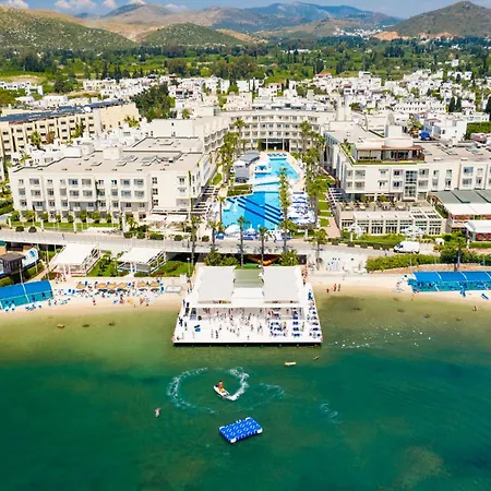 La Blanche & Resort