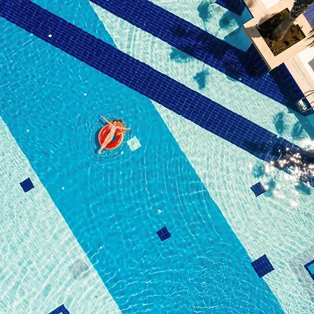 La Blanche & Turgutreis