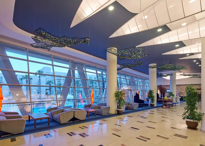 La Blanche & Semesteranläggning (resort)