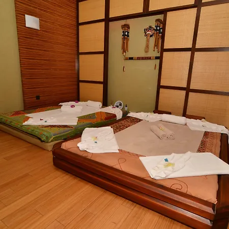 La Blanche & Complex