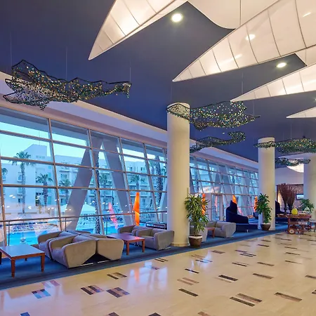 La Blanche & Complex